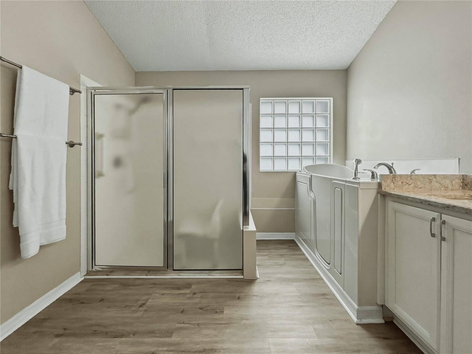 Over-sized shower