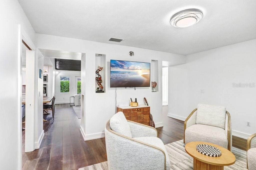 Formal Dining/Living Room