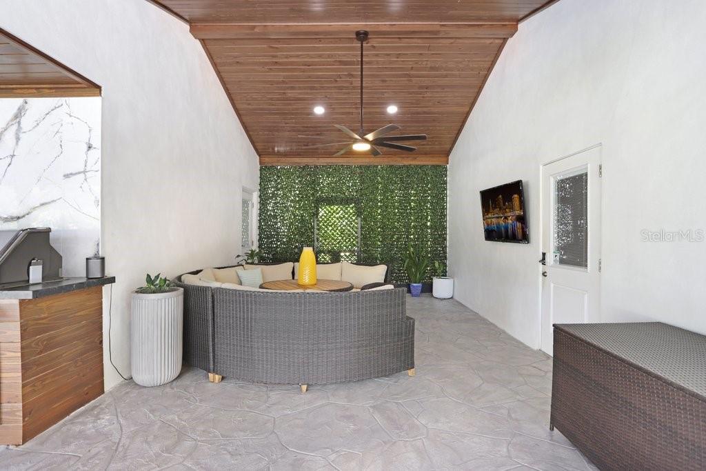 Breezeway Connecting Garage to the Home