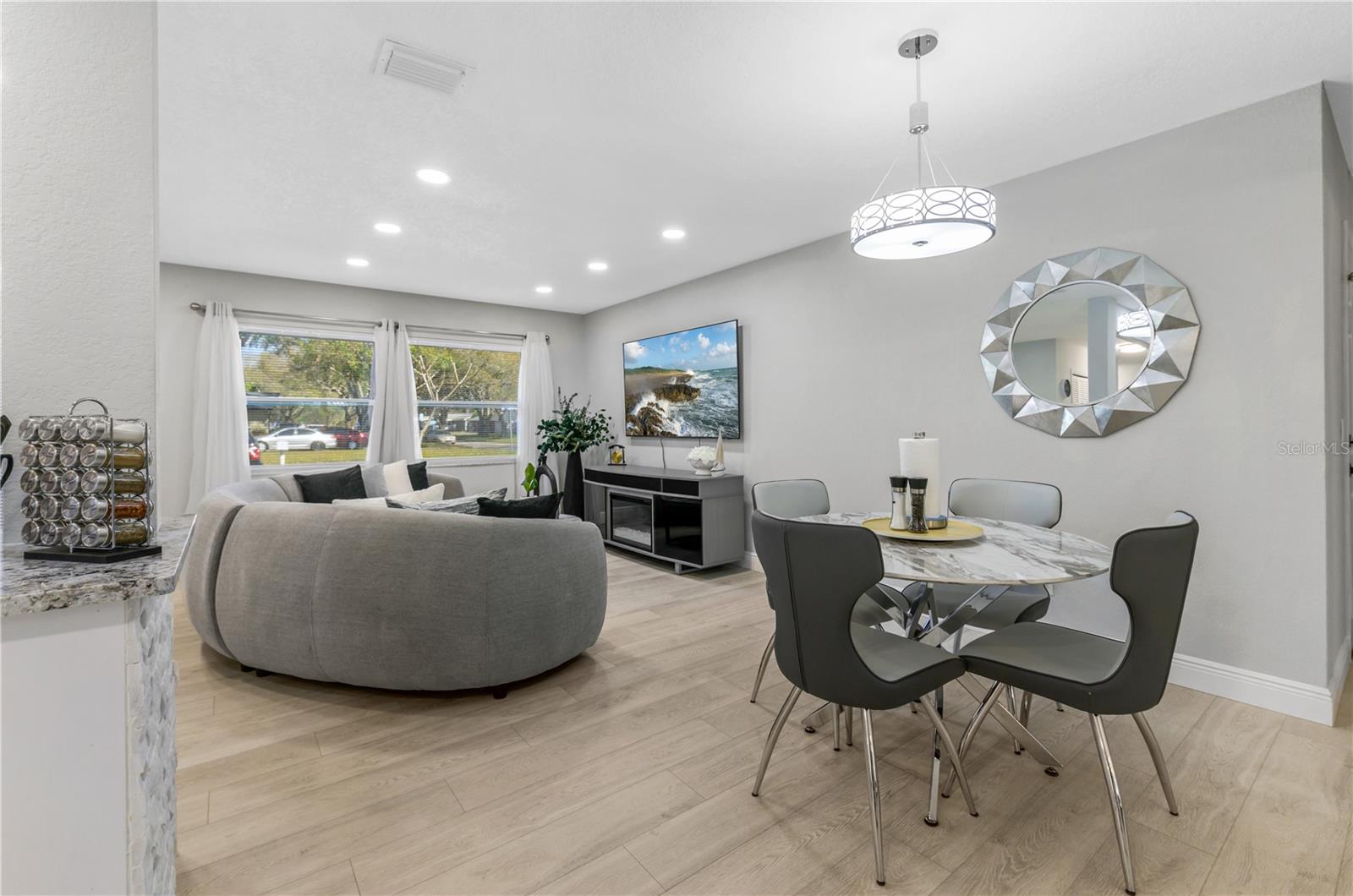 Breakfast Nook