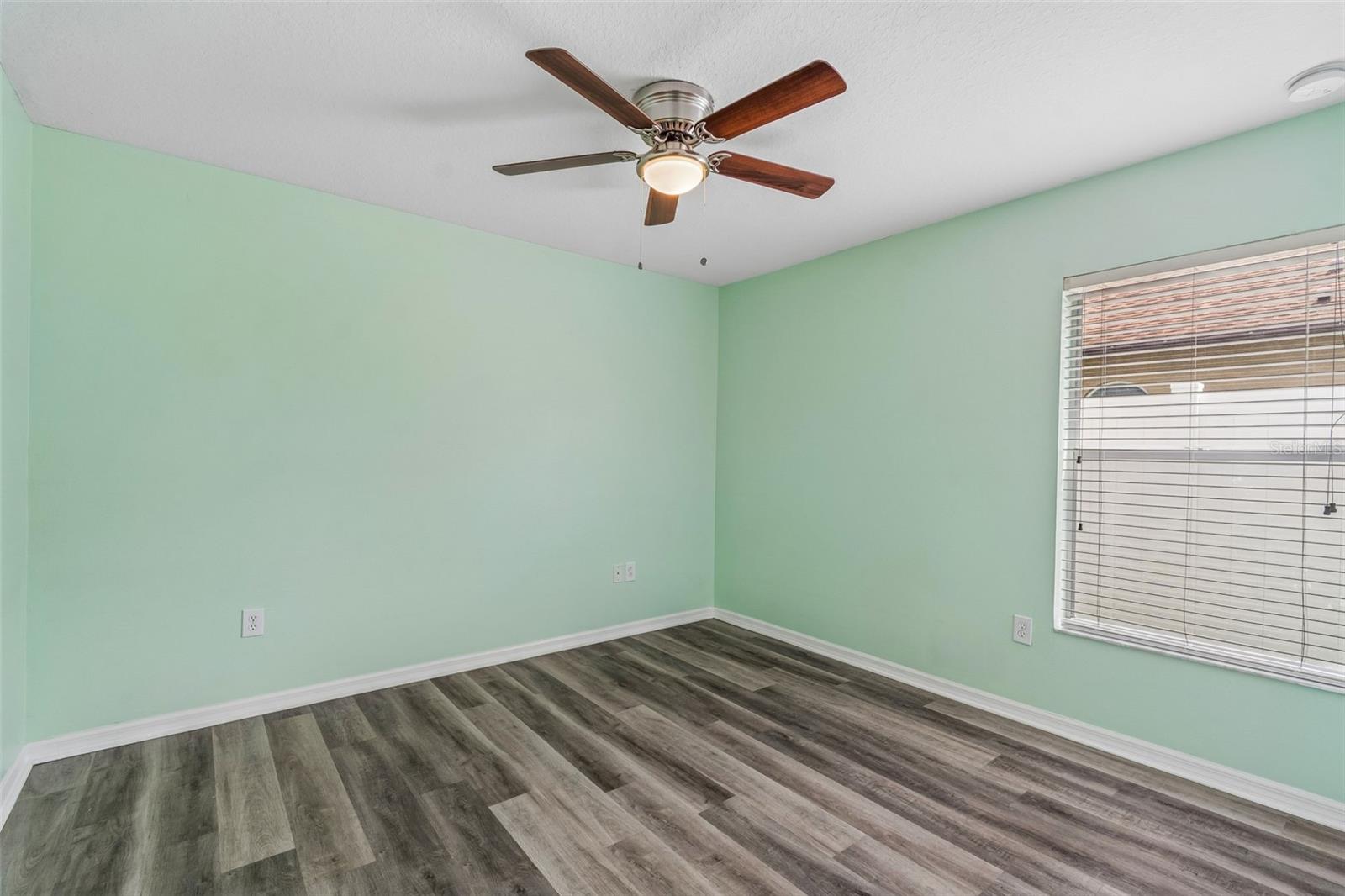 Guest bedroom 3