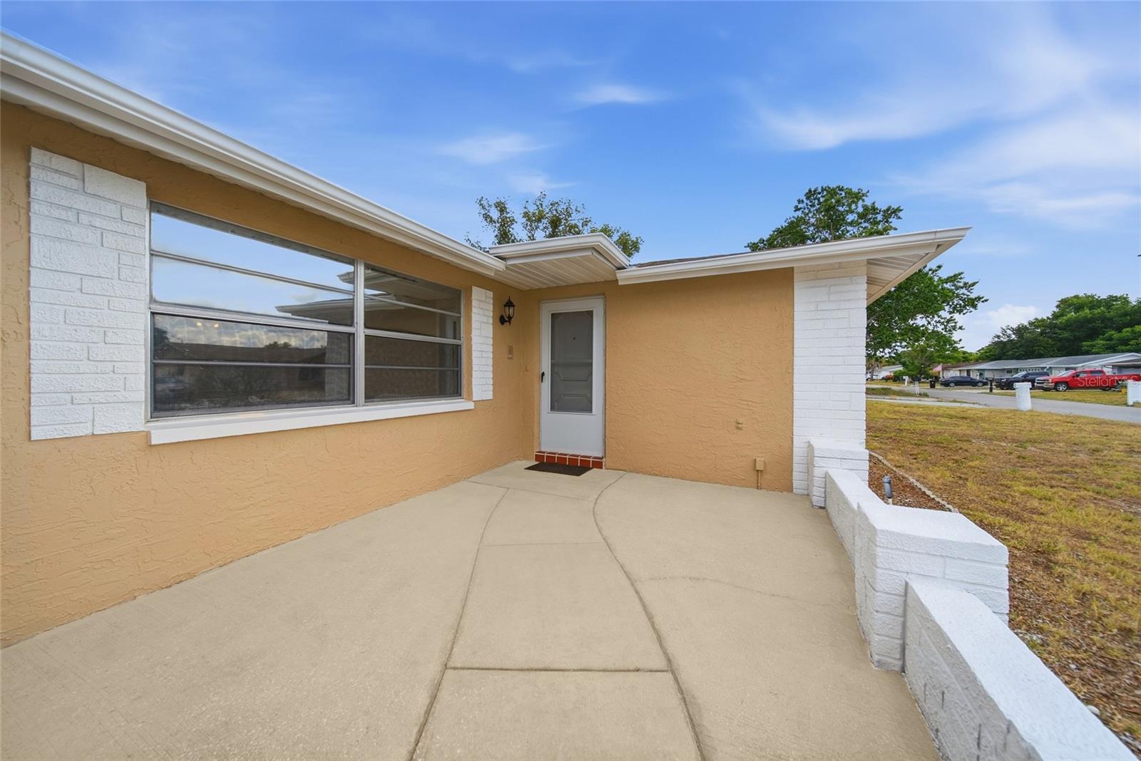 Spacious Courtyard!