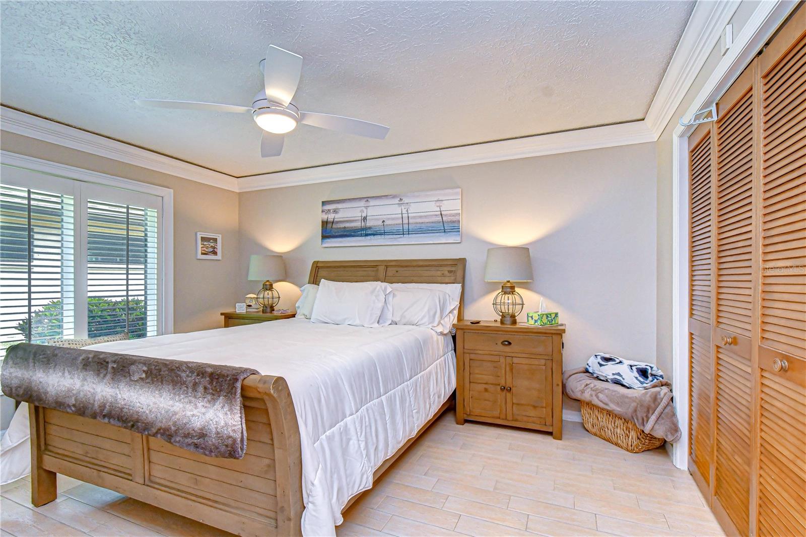 Generously sized rooms for guests, family, or office use