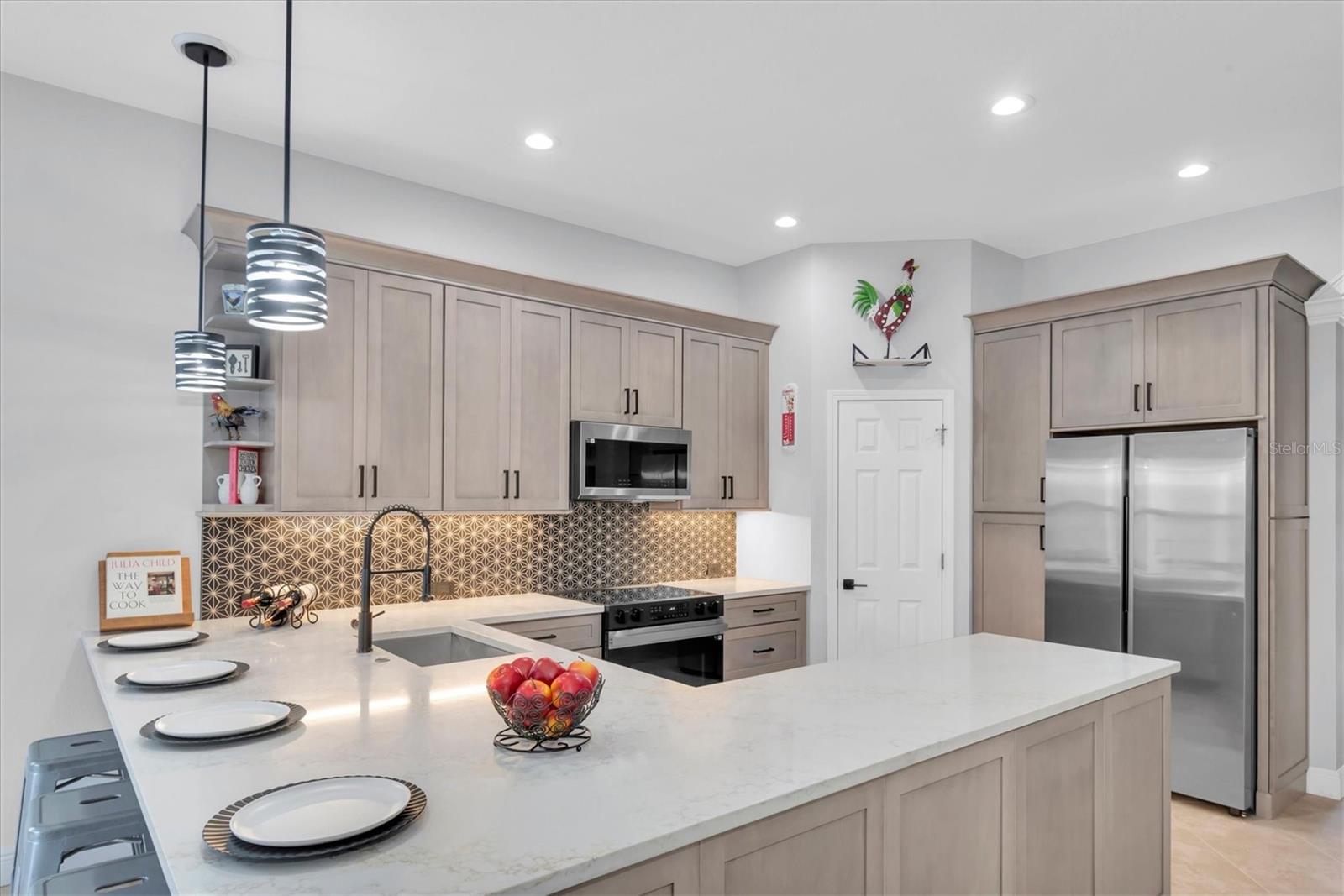 Kitchen for entertaining!