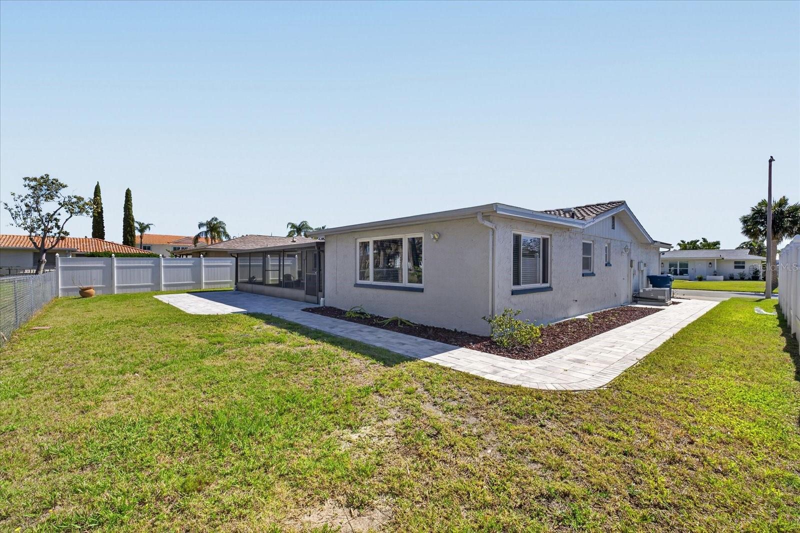 W7885532