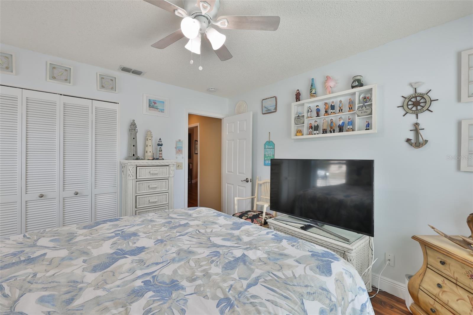 Guest Bedroom Beautiful Acacia Engineered Hardwood Flooring
