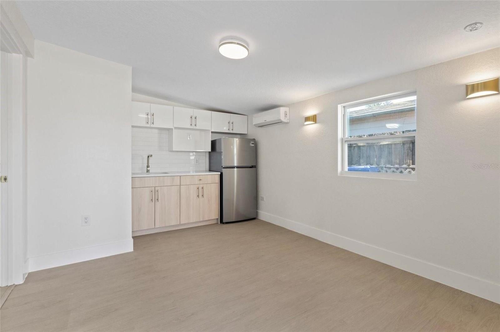 IN-LAW SUITE