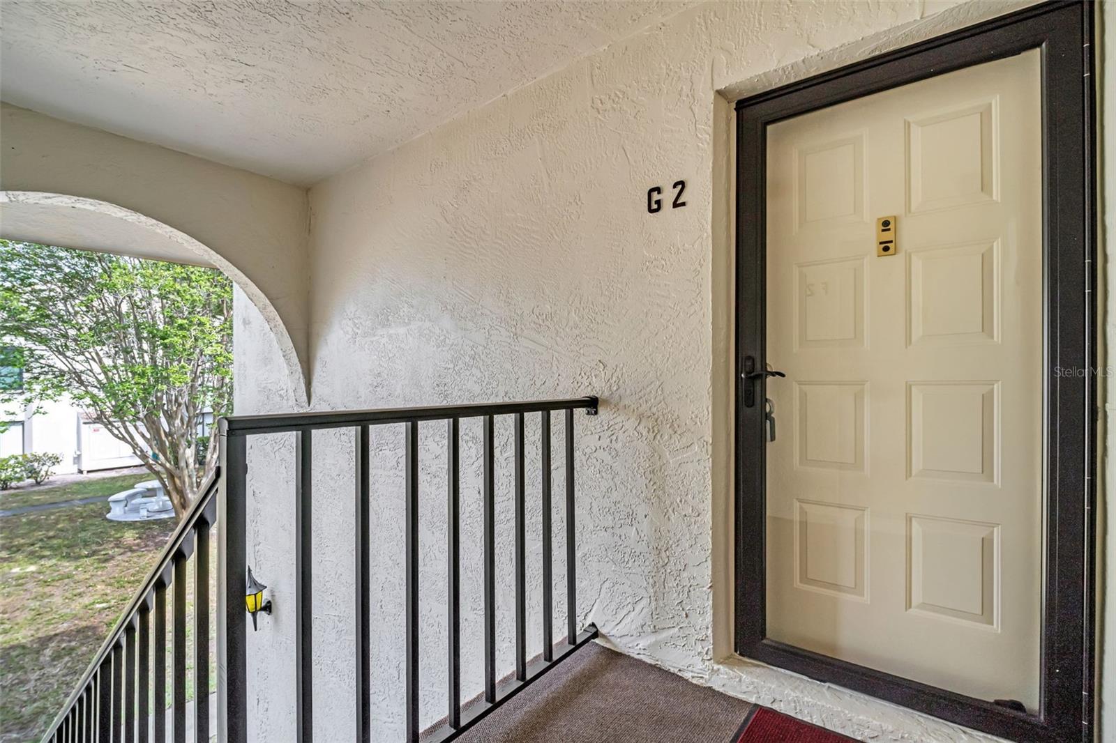 Private upstairs unit~