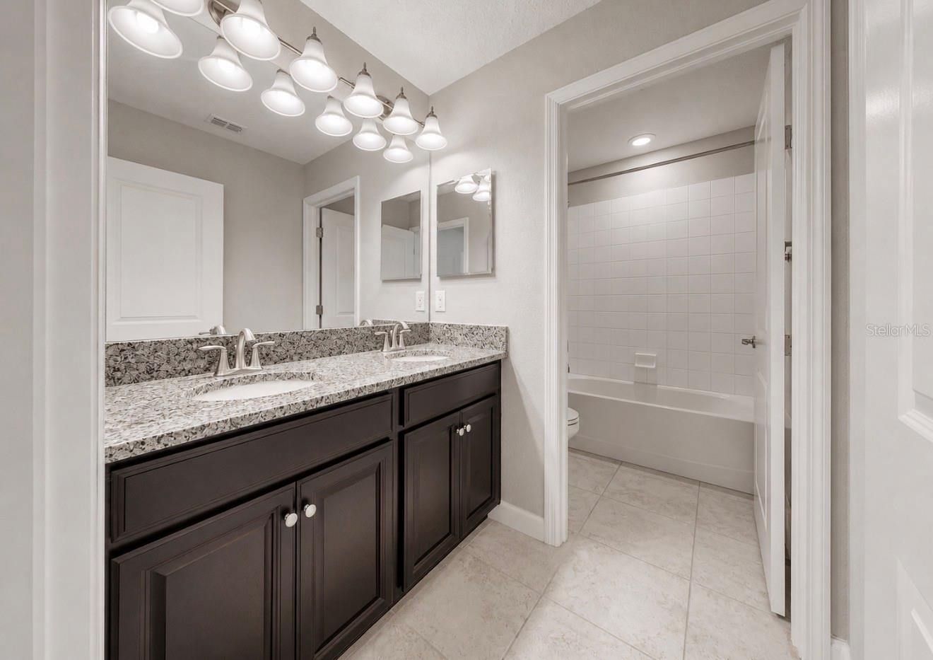 2ND BATHROOM