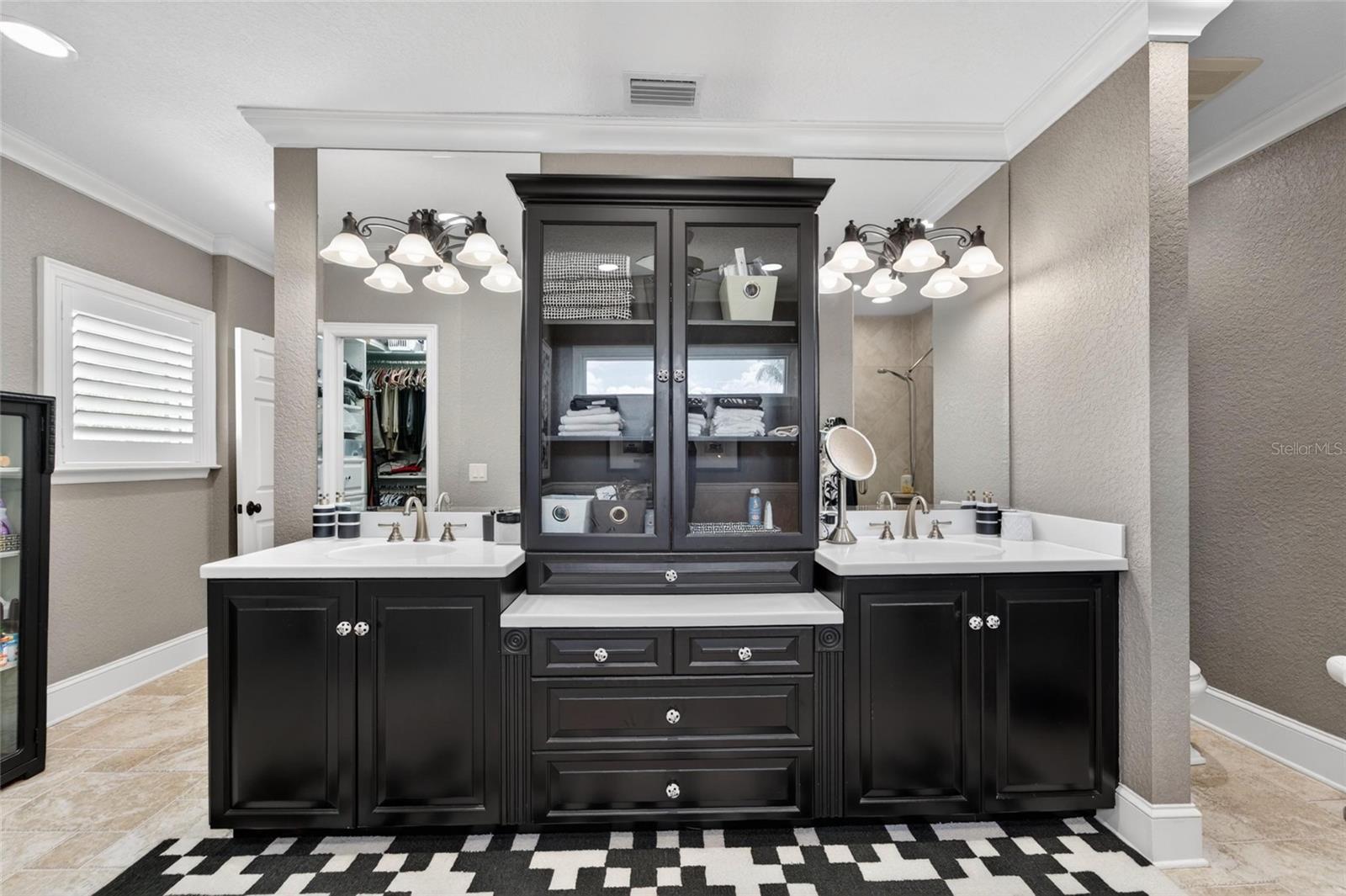 Owner's Bathroom