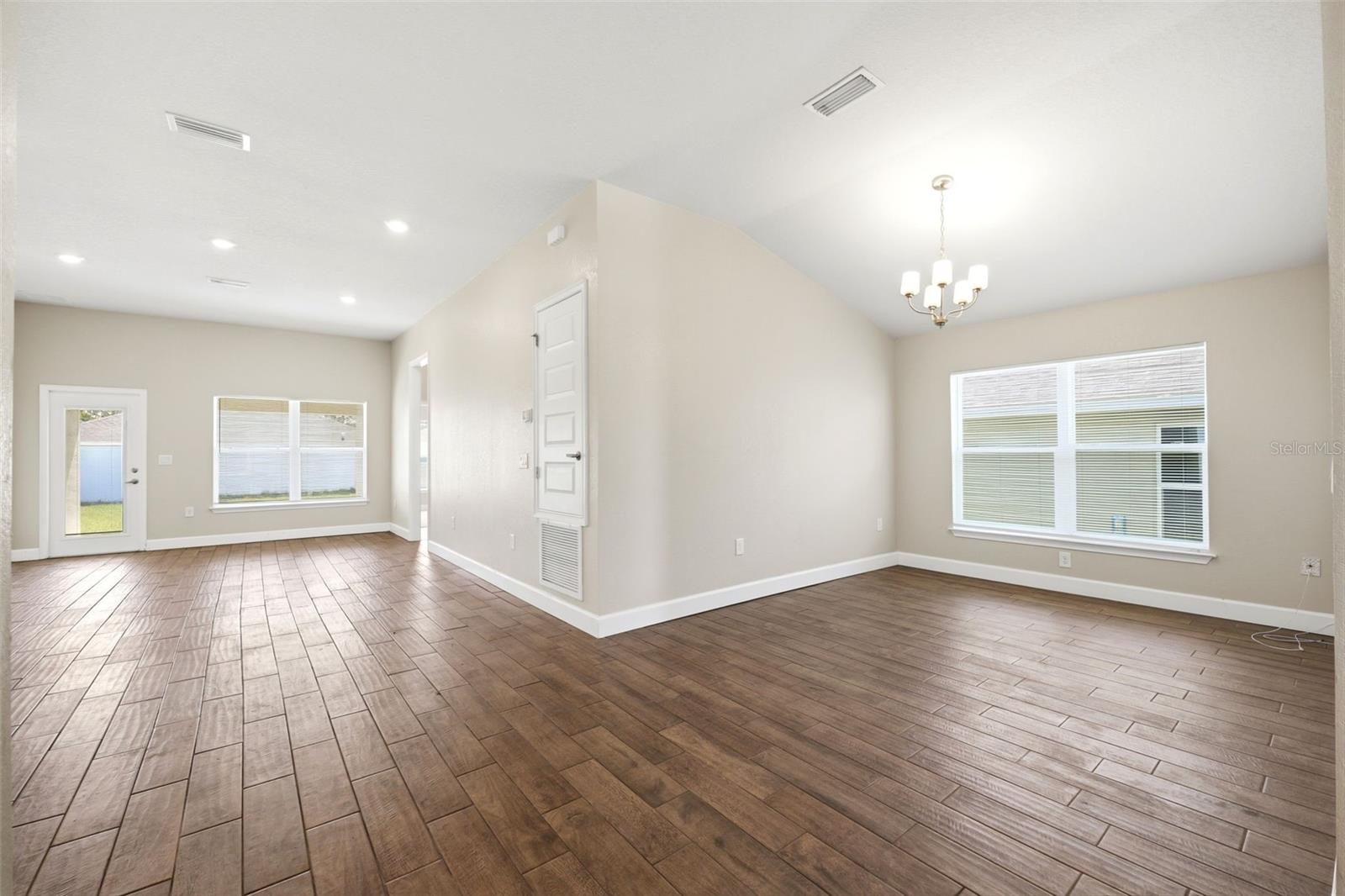 Living/Dining