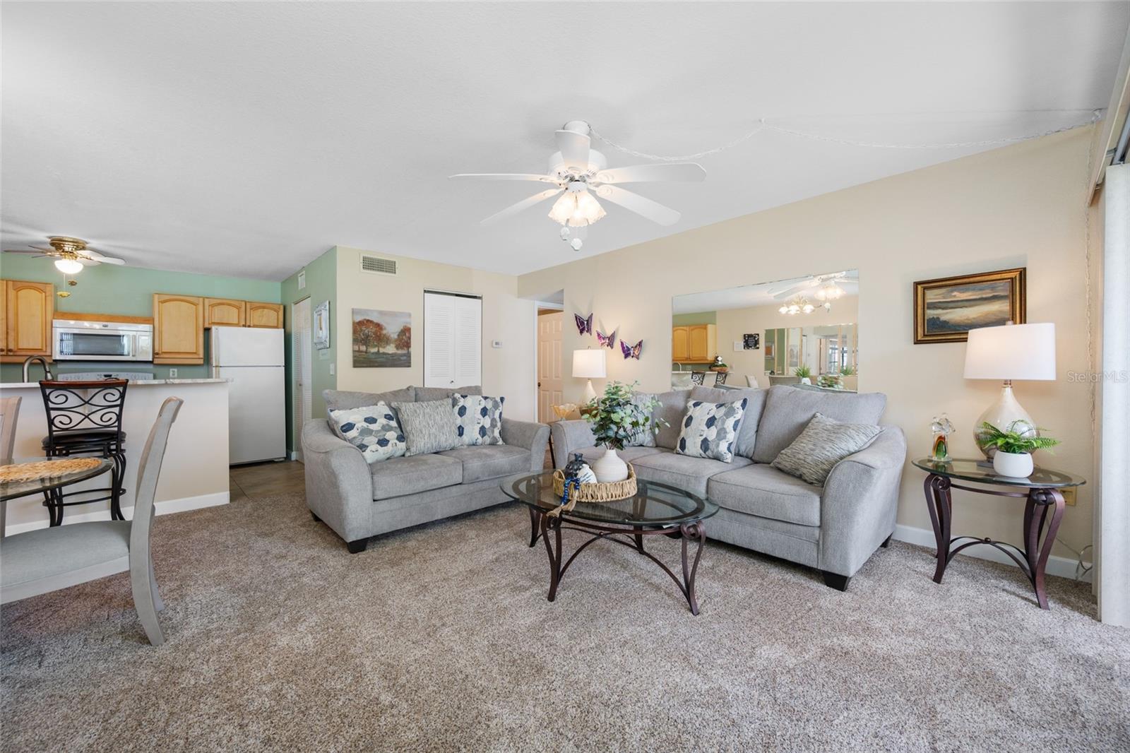Spacious Living room