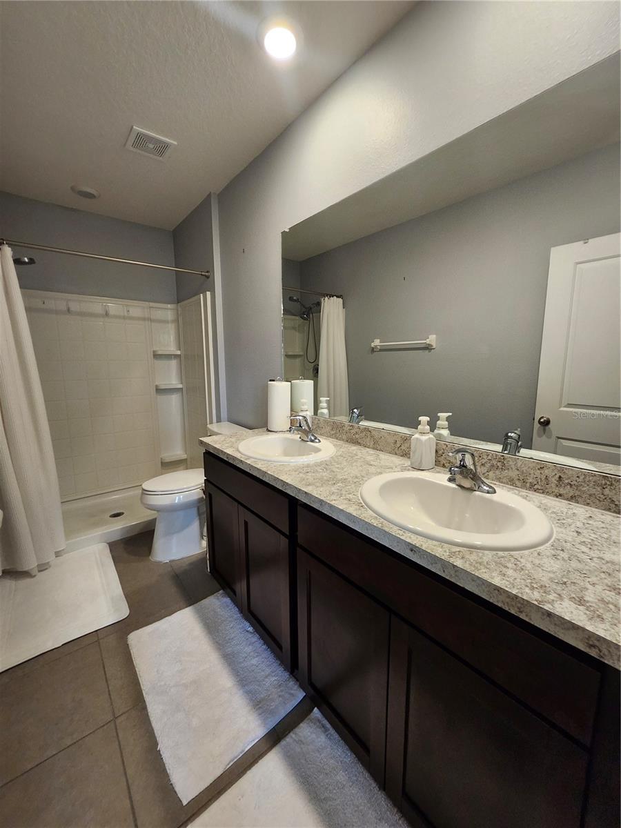 Ensuite bath