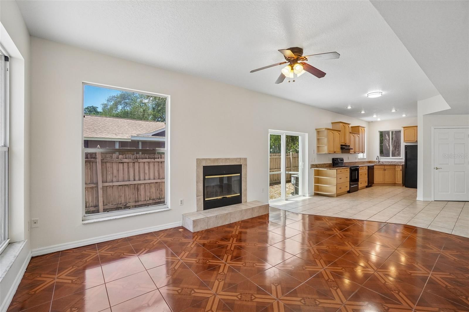 Living Room & Kitchen