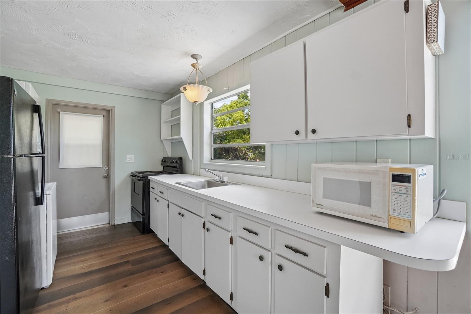 Guest House Kitchen