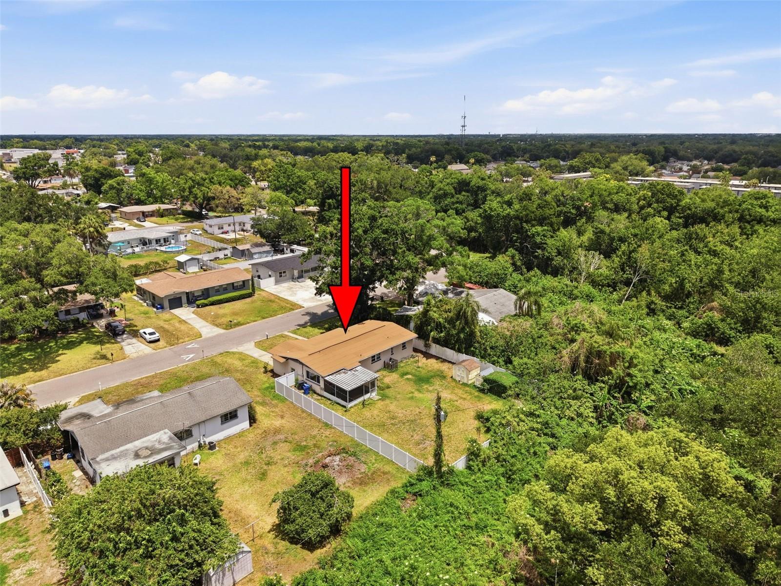 Aerial view of 2518 W North St, Tampa FL 33614