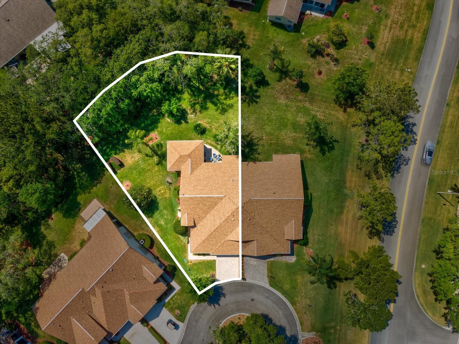 W7885561
