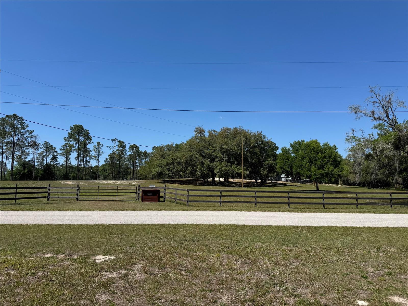 A4692889