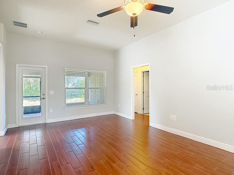 Living area/family room