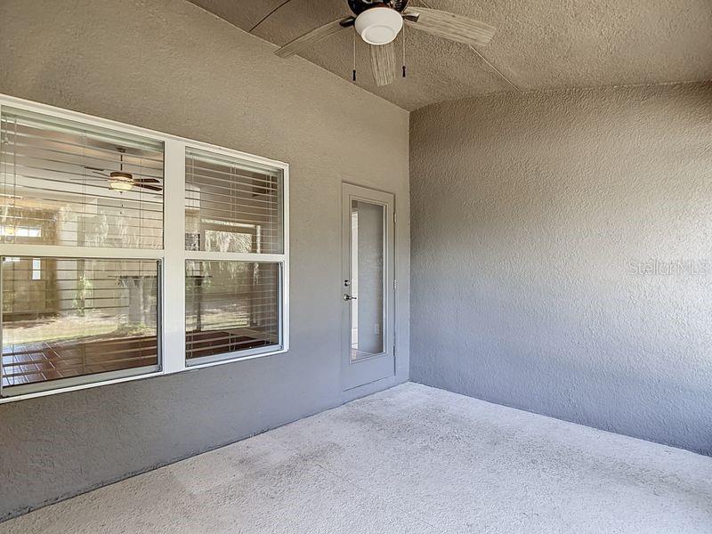 njoy tranquil views from the screened in back porch which opens to the spacious backyard. Perfect for relaxing outdoors!!!