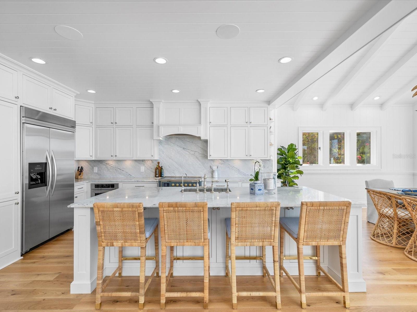 TB8506295