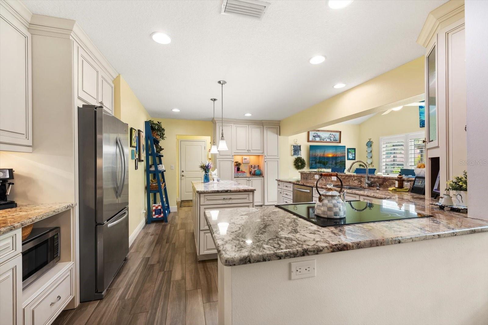 Beautifully updated kitchen