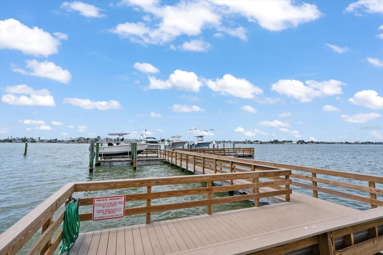 Dock with several boat slips-not often available to rent however consider the possibility.