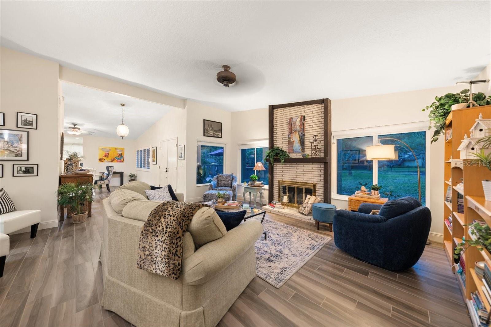 Living room area- perfect for relaxing, or spending time with friends and family.