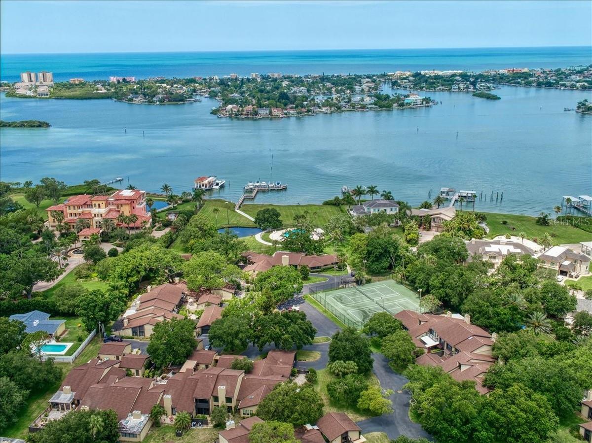 Randolph Farms is a wonderful community with extensive grounds.