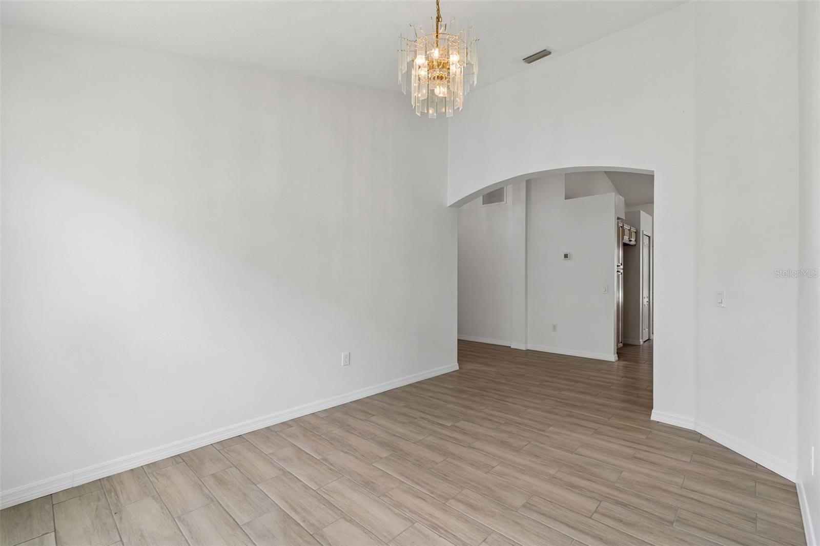Dining/Flex Space