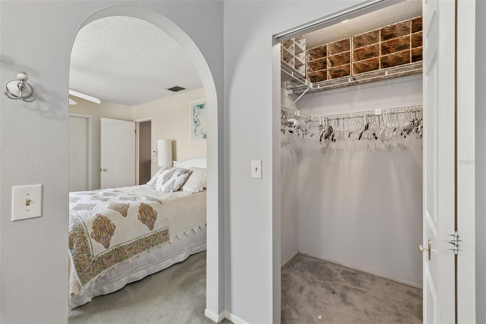 Primary bedroom has 2 walk-in closets