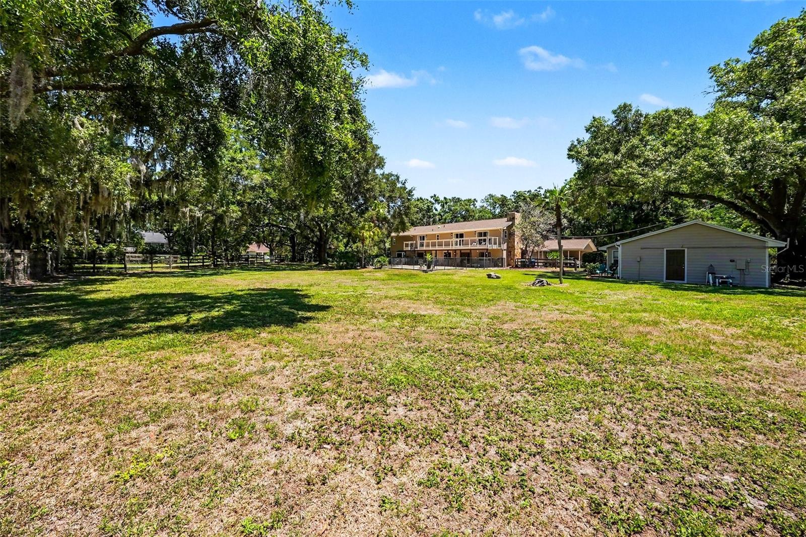 Endless room for kids, pets, HORSES!
