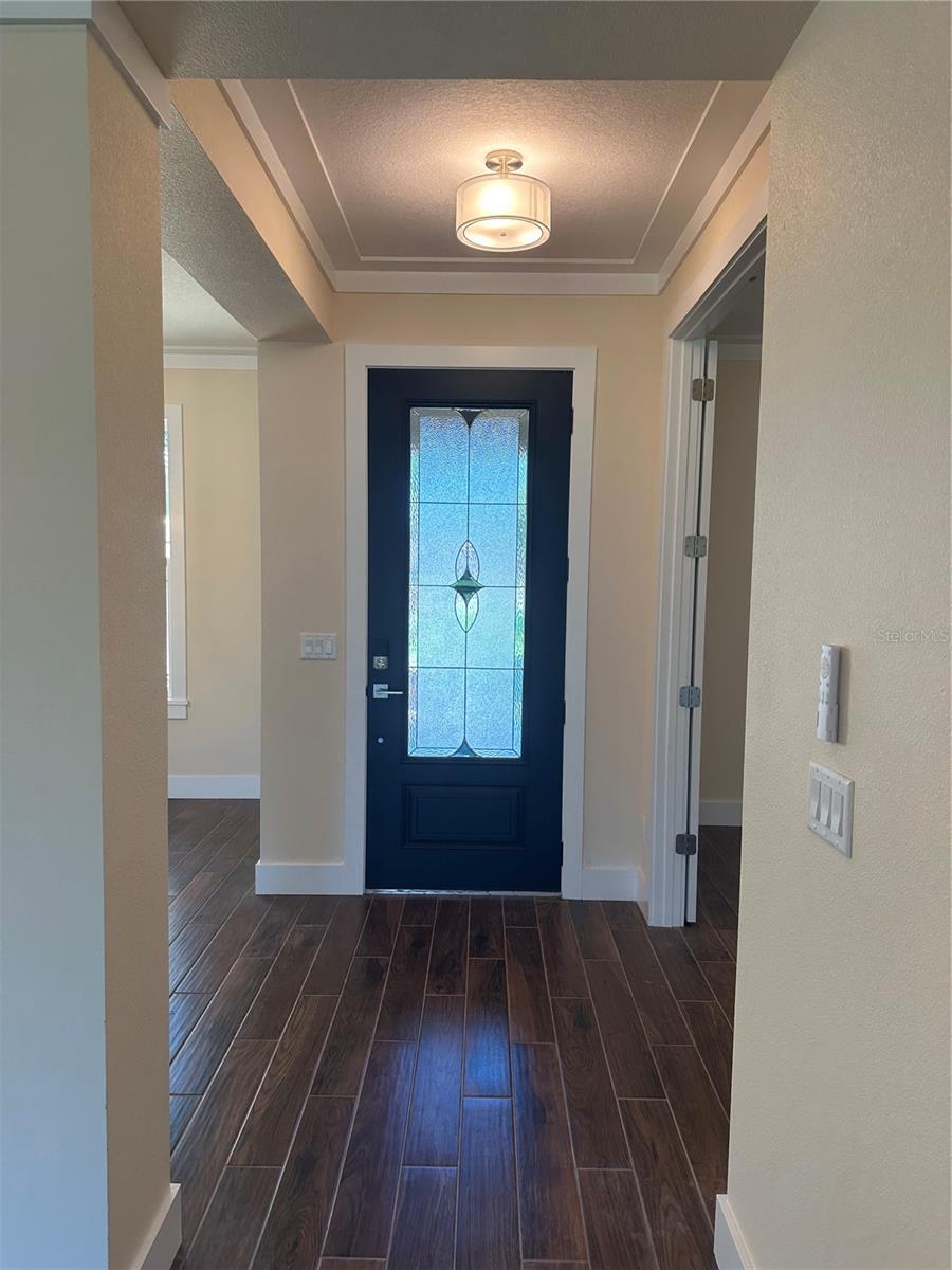 TB8506412