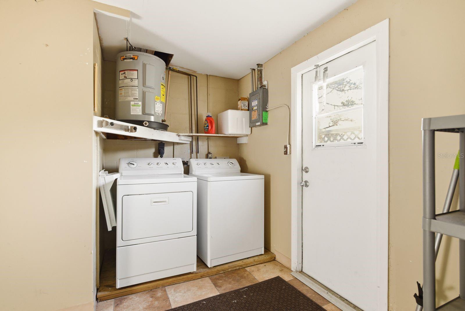Washer & Dryer