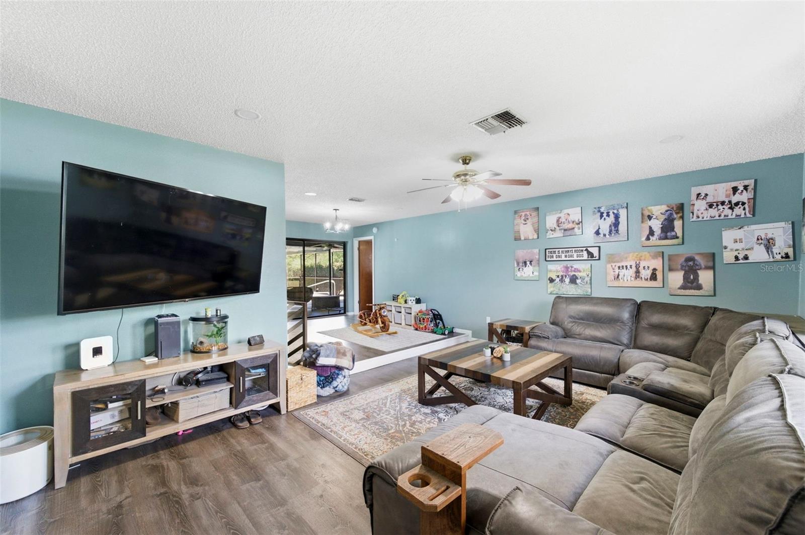 Living room to the right upon eating the front door