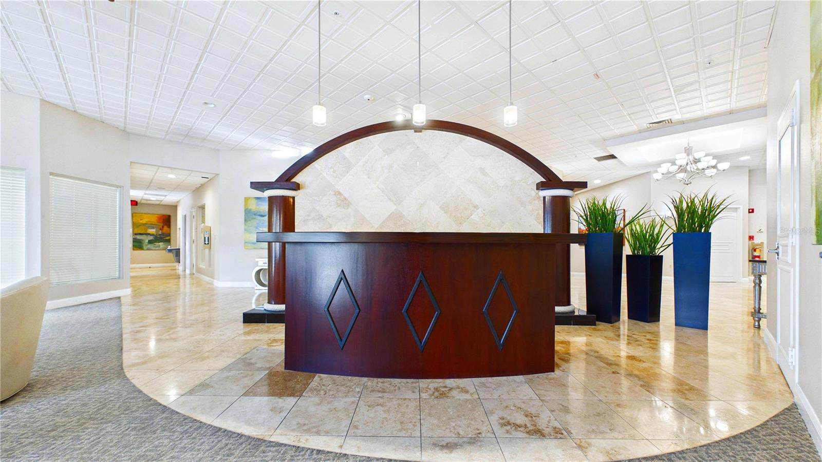 Amenities floor for gatherings