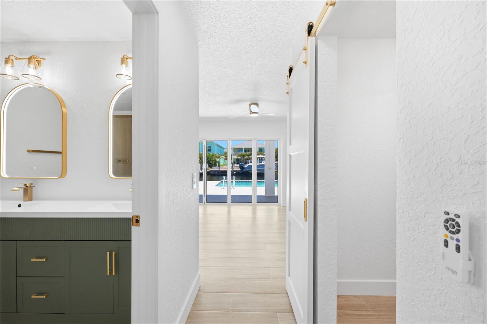 primary bedroom/bath/walk in closet