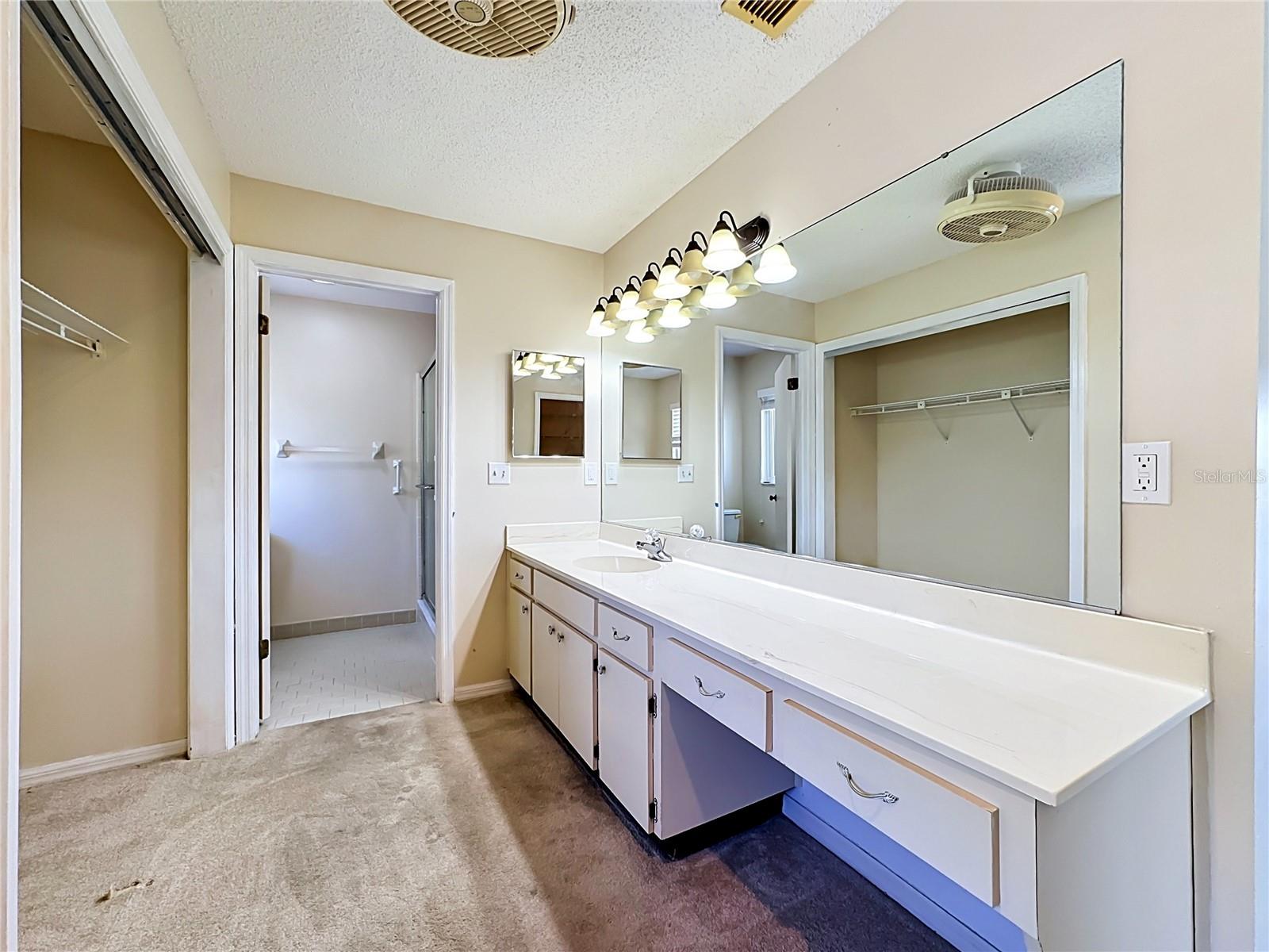 Primary En Suite