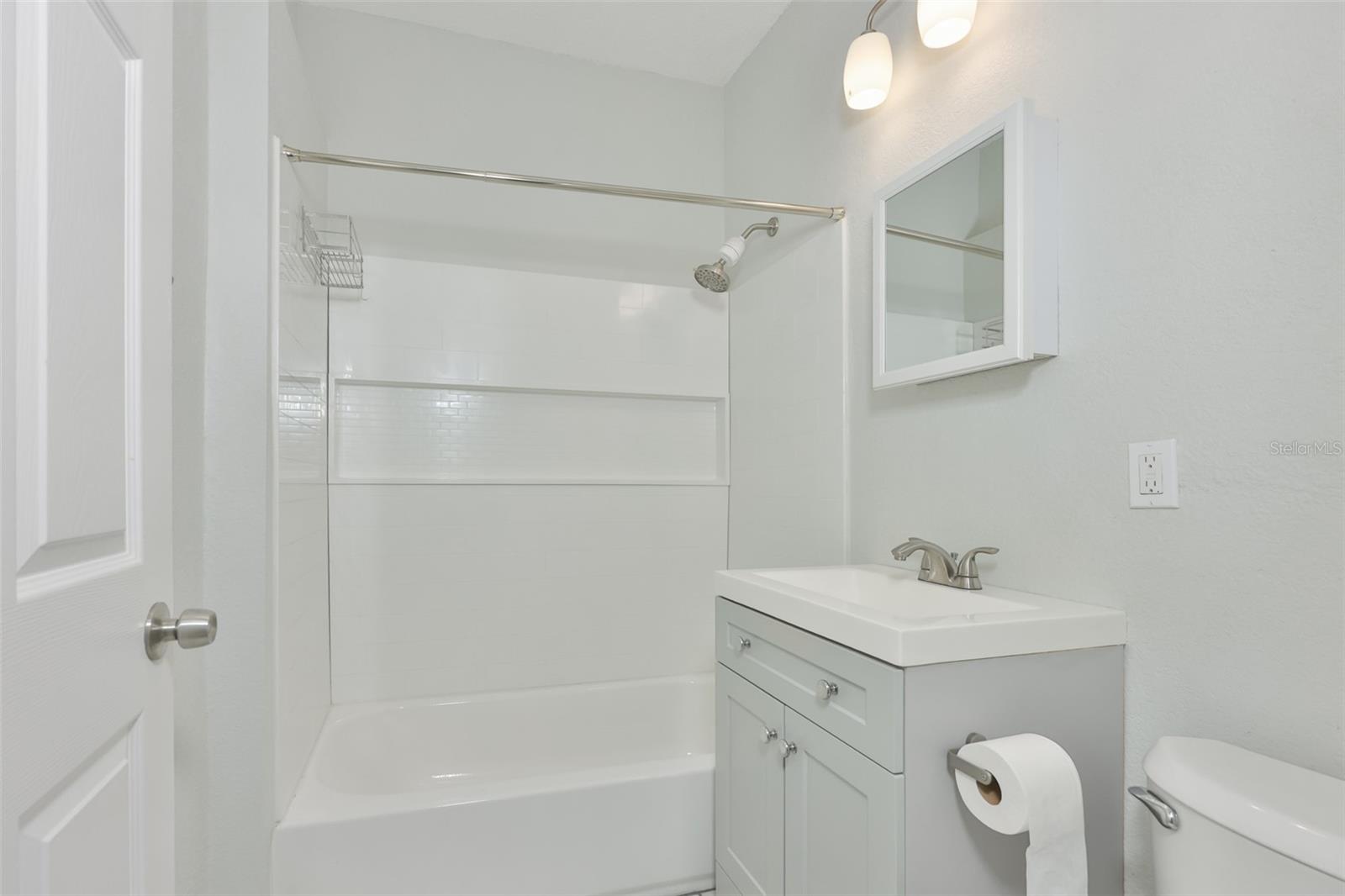 Main Bathroom off of Hallway