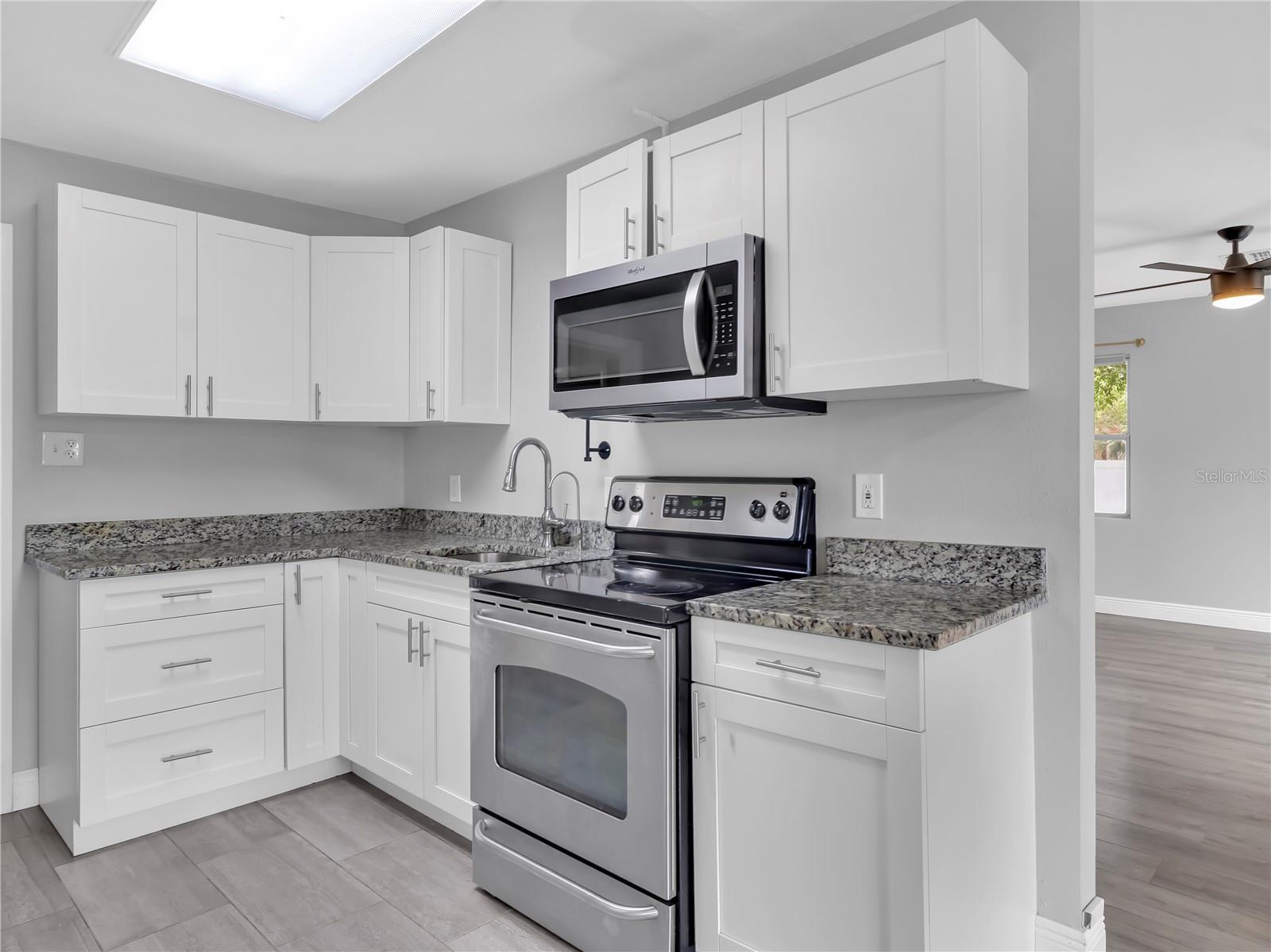 Kitchen: Granite Counter Tops