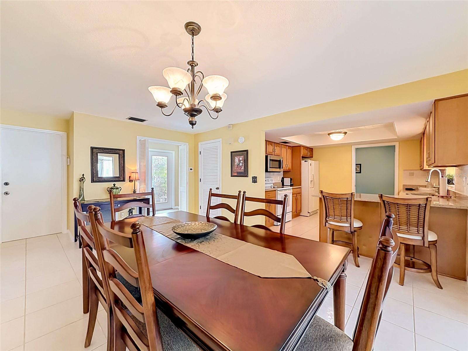 Family/Dining Room