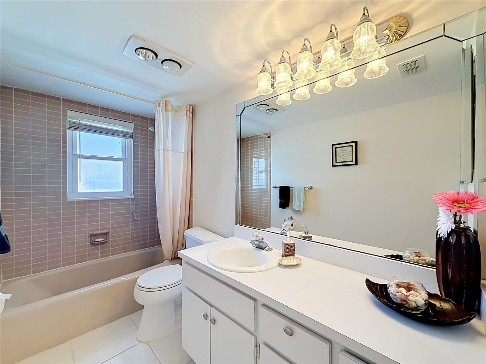 Second bedroom ensuite Bath