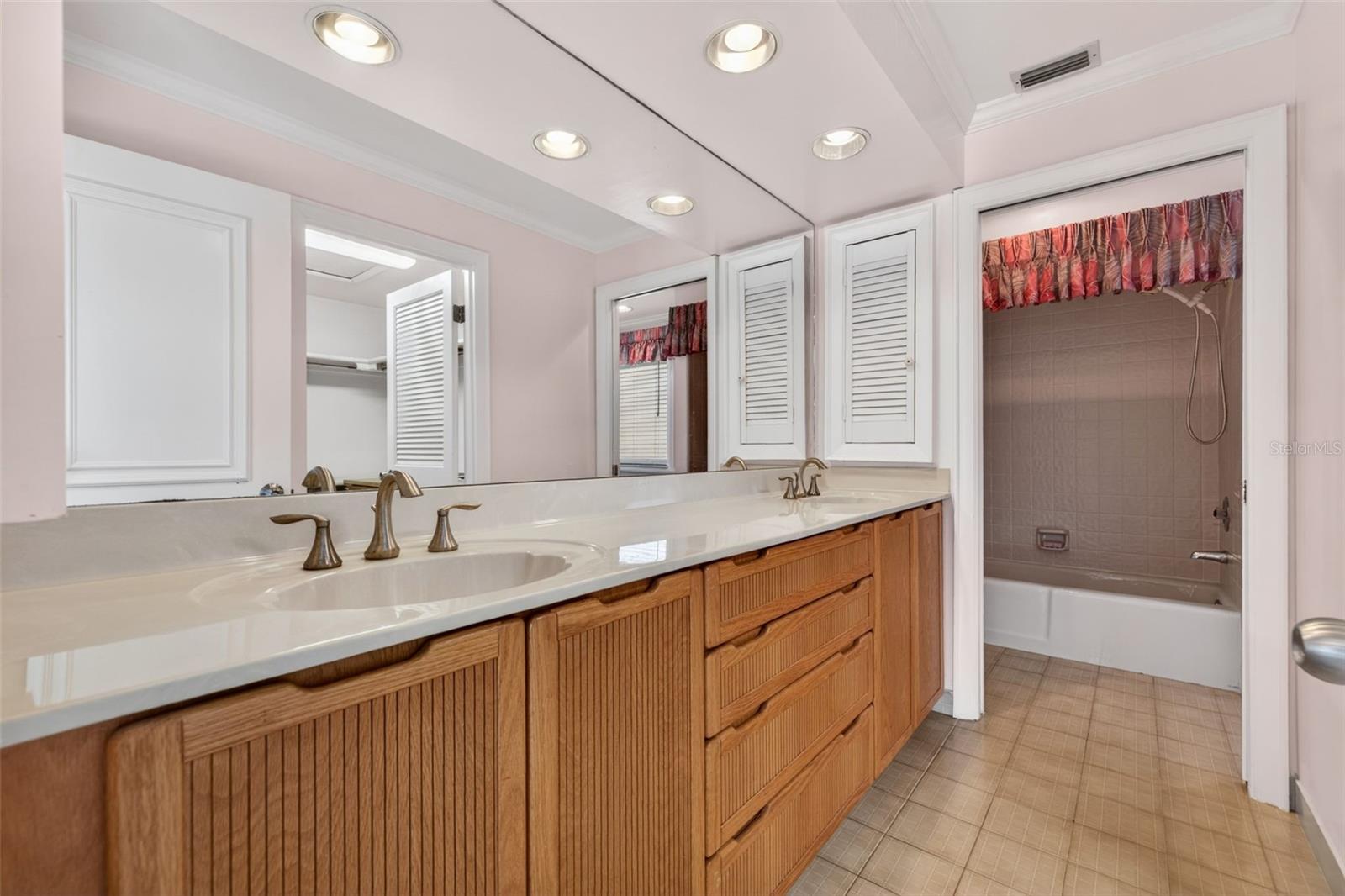 Guest Suite