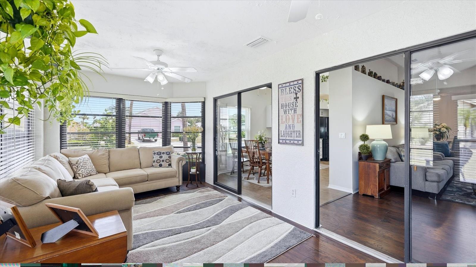 FLORIDA ROOM