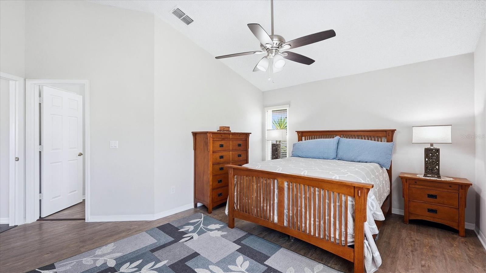 PRIMARY ON-SUITE