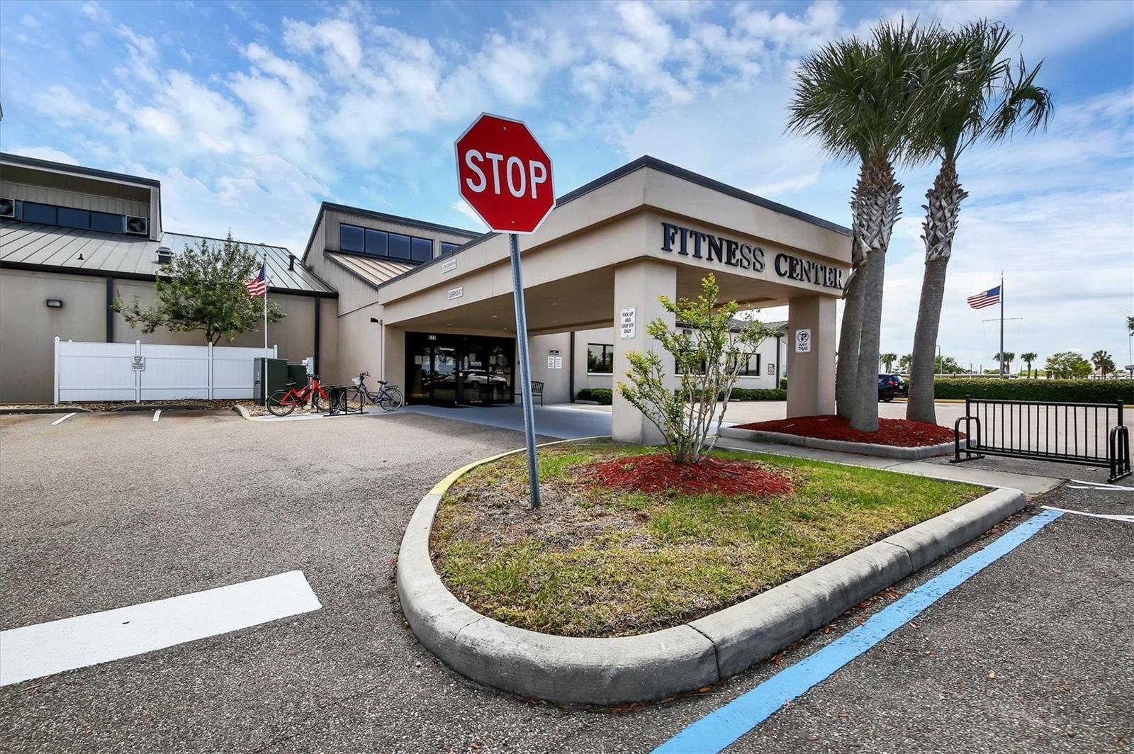 SUN CITY CENTER COMMUNITY