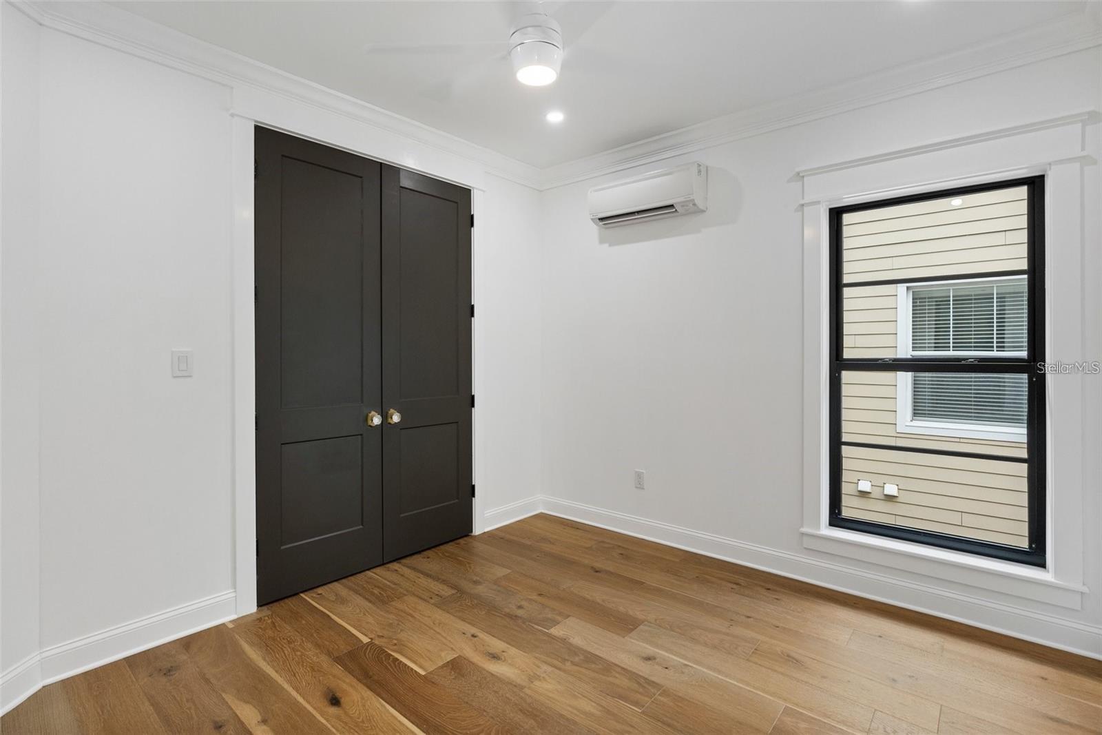 TB8506575