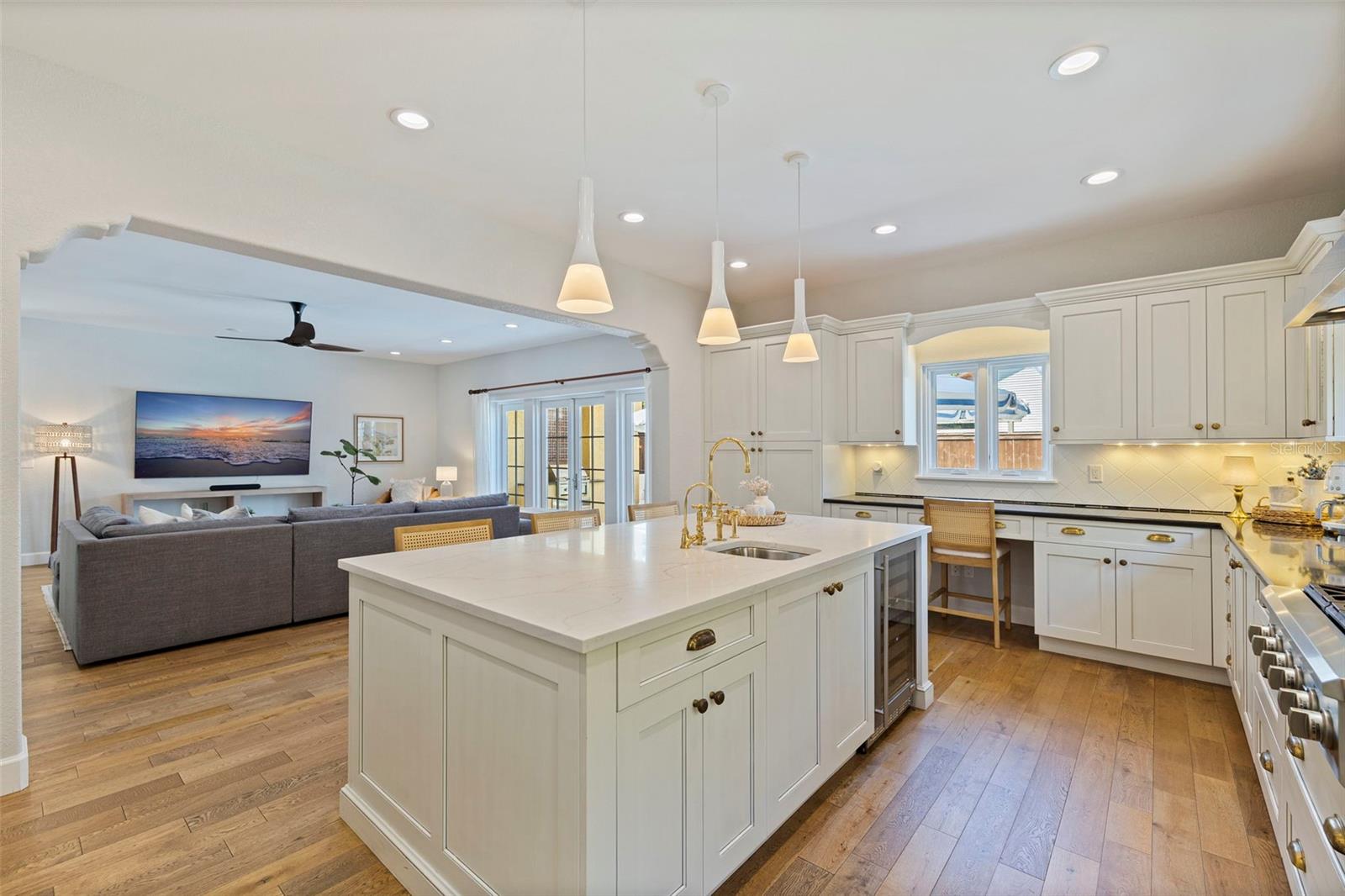 While the "bones" and artistic vision belong to David Tudeen, the property saw asignificant renovation in 2015 by architect Gerald Li. This update sensitivelymodernized the mechanical systems and kitchen while preserving Tudeen's originalcharacter-defining features (specifically the beams, ceiling details, and courtyardlayout).