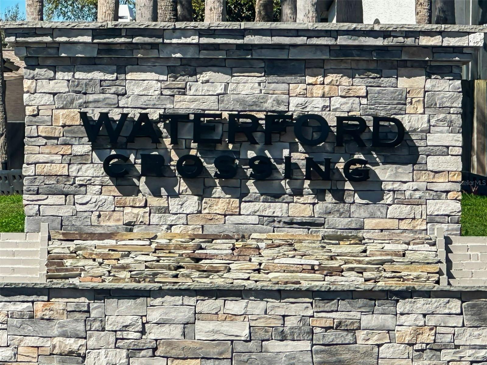W7885602
