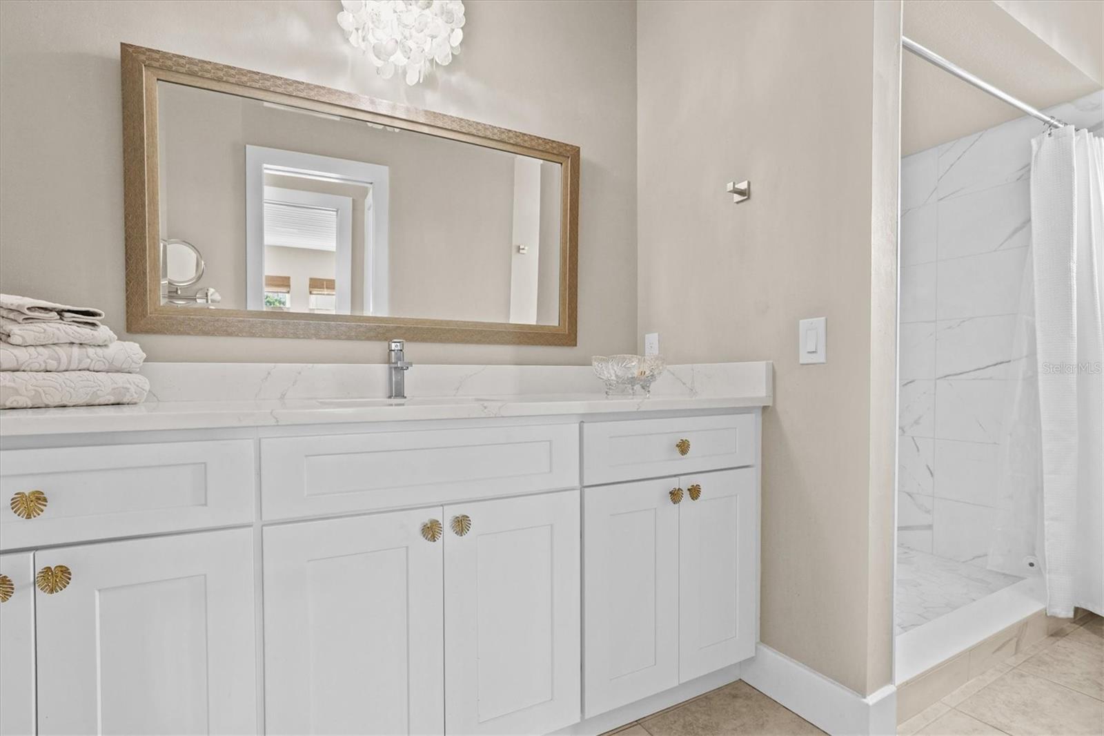 Updated Guest Bathroom